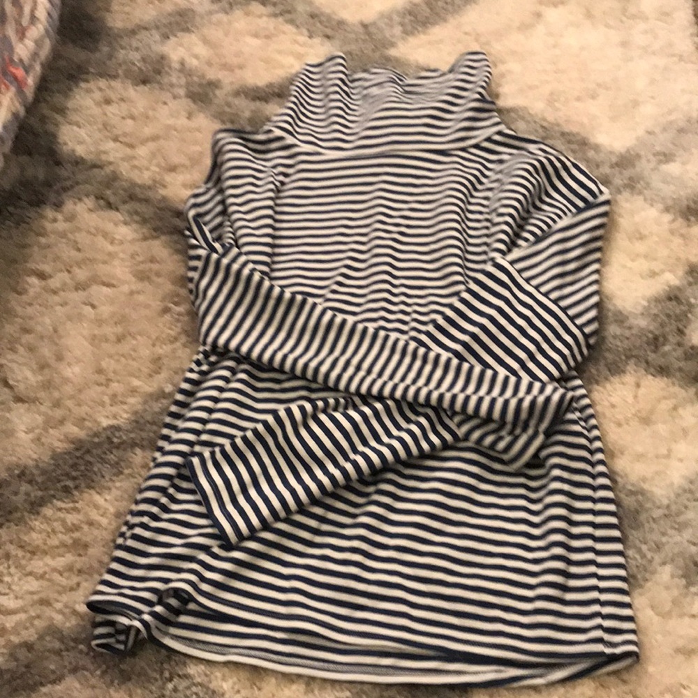 Navy Stripped Oiselle top